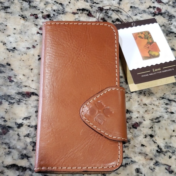 Patricia Nash Other - Patricia Nash Lioni Phone Wallet